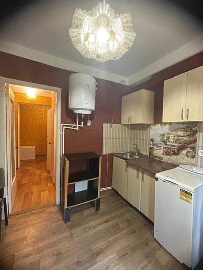 1-кімнатна, Генерала Наумова вул. (Мудрака), 7, Святошинський