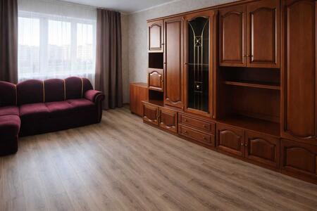 Продам 3-к квартиру Бучанський, Софіївська Борщагівка, Горького, 5б