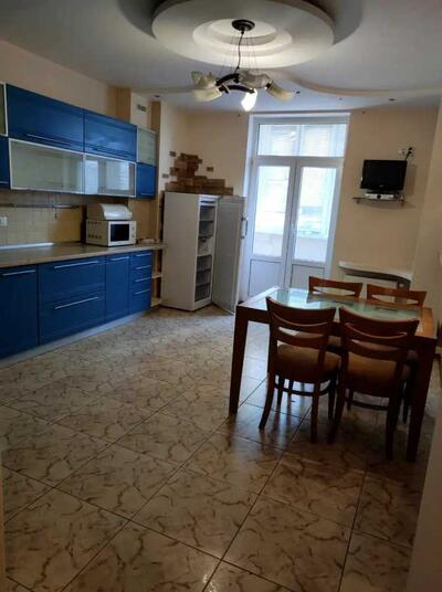 Продам 3-к квартиру Киев, Днепровский, Раисы Окипной ул., 4