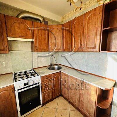 Продам 1-к квартиру Київ, Святошинський, Сім'ї Сосніних вул., 8