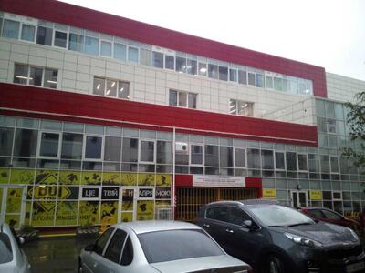 Продам торговая площадь Киев, Дарницкий, Александра Мишуги ул., 10