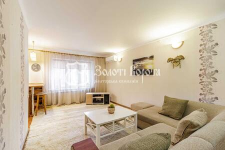 Продам 3-к квартиру Київ, Дніпровський, Верховної Ради бульв., 22