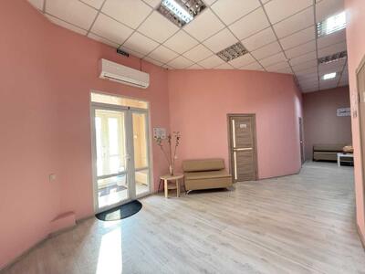 Здам довгостроково приміщення вільного призначення Київ, Дарницький, Срібнокільська вул., 12