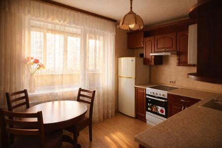 Стильна 2-кімнатна квартира біля метро Лівобережна | БЕЗ КОМІСІЇ