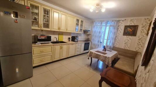 Сдам долгосрочно 1-к квартиру Киев, Голосеевский, Коломиевский пер., 17/31а