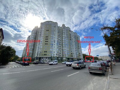 Від Власника, Фасадне приміщення 100 м2, біля метро Васильківська.