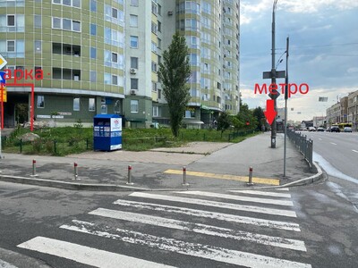Салон, магазин, офіс 55 кв.м, біля метро Васильківська, Коломиївський провулок