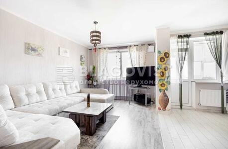 Продам 4-к квартиру Вишгородський, Нові Петрівці, Петрівська, 9