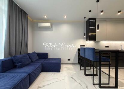 Сдам долгосрочно 3-к квартиру Киев, Печерский, Предславинская ул., 57