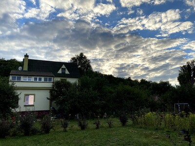 Продається маєток - 2 будинки + сауна / 30 сот