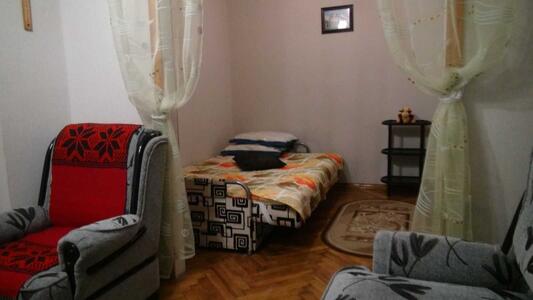 Здам довгостроково 1-к квартиру Київ, Шевченківський, Щусєва вул., 14