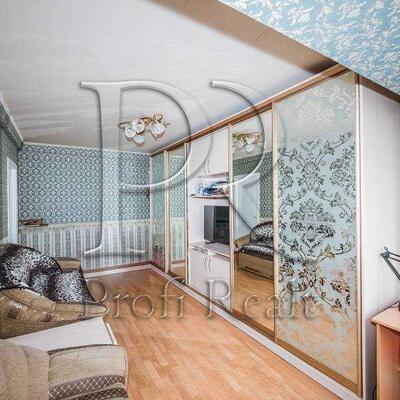 Продам 2-к квартиру Київ, Шевченківський, Парково-Сирецька вул., 4А