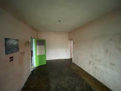 Продам 3-к квартиру Київ, Шевченківський, Олени Теліги вул., 13/14