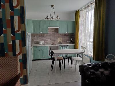 Здам 3-кімнатну квартиру, вулиця Кам'янська (Дніпродзержинська), д.6, Дарницький район, Київ