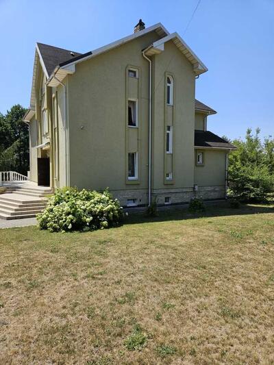 Продам 5-к дом Бучанский, Бобрица, Набережна, 9а