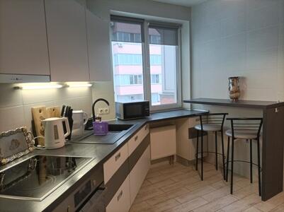 Здам 2к. квартиру вул. Драгоманова 6/1