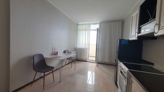 Здам довгостроково 1-к квартиру Київ, Дніпровський, Воскресенська вул., 16В