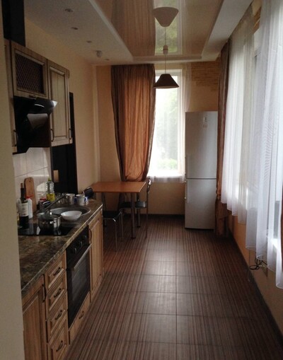 Квартира з ремонтом, паркомісцем, автономна. Ст.м. Деміївська