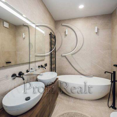 Продам 3-к квартиру Києво-Святошинський, Софіївська Борщагівка, Яблунева вулиця, 15