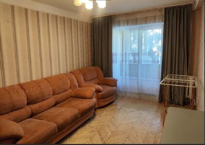 Здається трикімнатна квартира. Дніпровський район, проспект Тичини Павла, 5А, метро Лівобережна