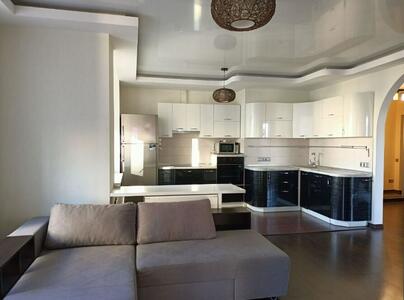 Здається двокімнатна квартира. Дарницький район, вулиця Дніпровська Набережна, 26а, метро Осокорки