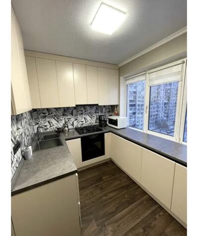 3-кімнатна, Володимира Івасюка просп. (Героїв Сталінграда), 9, Оболонський