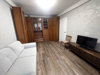 Оренда нової 2к Саксаганського 88