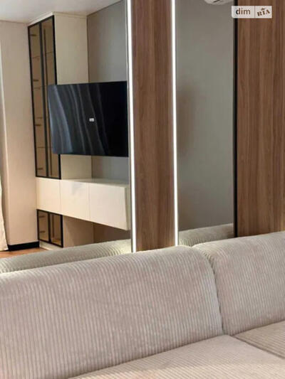 Продам 1-кімнатну квартиру, Андрія Верхогляда вул. (Михайла Драгомірова), 14а, Печерський район, Киї