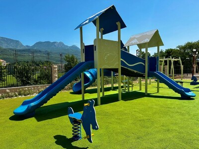 Продаж великої студії у Ігало, Герцег Нові