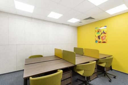 Оренда коворкінгу у Regus Volodymyrsky