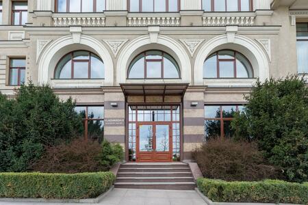 Приватний офіс для двох осіб у Regus Volodymyrsky