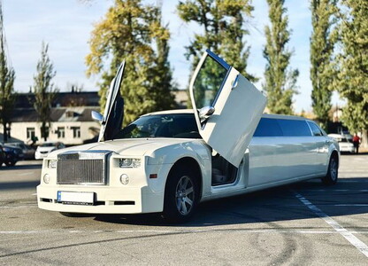 Лимузин Rolls-Royce Phantom Tiffani — роскошное авто на свадьбу в Киеве