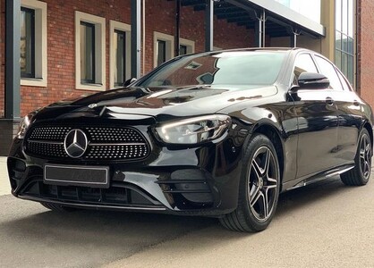 Mercedes-Benz W213 E-Class с водителем или без водителя на прокат в Киеве