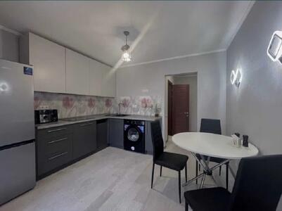 Здається однокімнатна квартира. Дарницький район, вулиця Драгоманова, 1К, метро Позняки