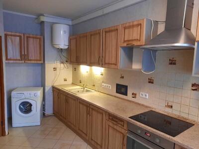 Здам довгостроково 2-к квартиру Київ, Дніпровський, Митрополита Андрея Шептицького вул., 10