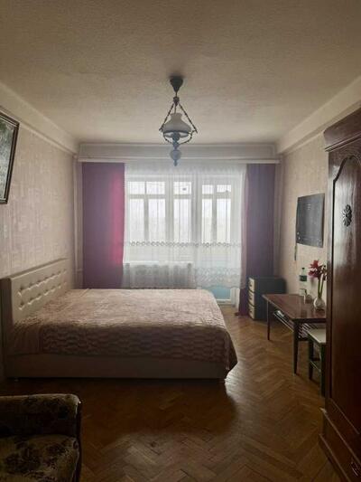 Здам довгостроково 1-к квартиру Київ, Голосіївський, Володі Дубініна вул., 14