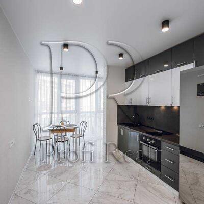 Продам 1-к квартиру Київ, Голосіївський, Метрологічна вул., 58