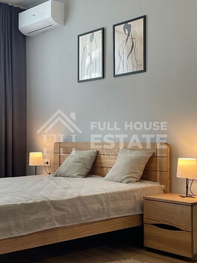 Перша здача! Нова дизайнерська квартира з видом на Парк Перемоги