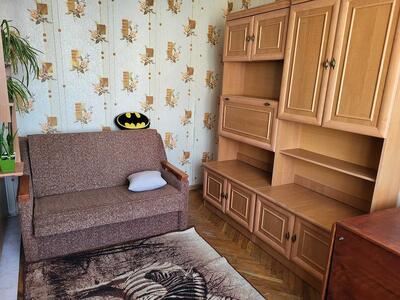 Продам 1-к квартиру Броварский, Бровары, незалежності, 2а