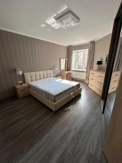 Продам 3кім квартиру 77м2, ЖК Петровский квартал  