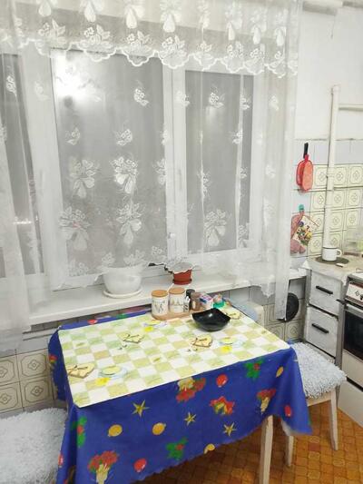 Здам довгостроково кімнату Київ, Дніпровський, Верховної Ради бульв., 14