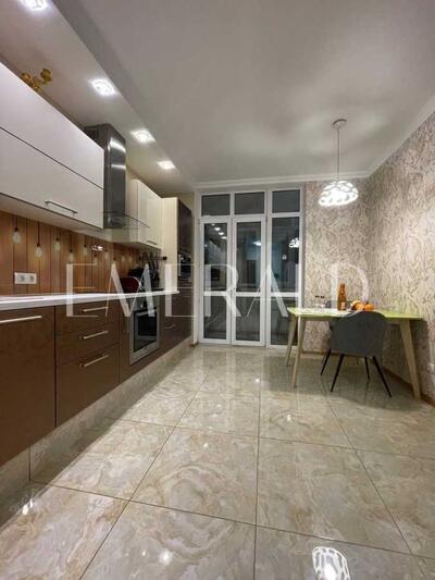 Продам 3-к квартиру Киев, Соломенский, Вадима Гетьмана ул., 30Б