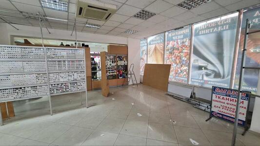 Здам довгостроково торгову площу Київ, Святошинський, Гната Юри вул., 3