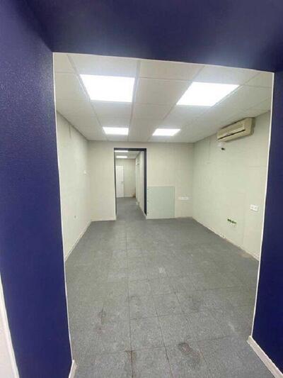 Оренда приміщення вільного призначення 77 кв.м, вулиця Драгоманова, д.27, Дарницький район, Київ