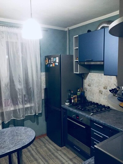 Хорошая однокомнатная. м. Святошино