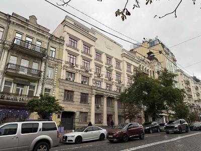 Продам приміщення вільного призначення Київ, Шевченківський, Богдана Хмельницького вул., 38