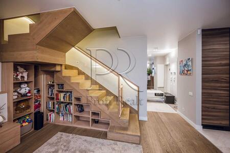 Продам 3-к квартиру Києво-Святошинський, Софіївська Борщагівка, Яблунева вулиця, 15