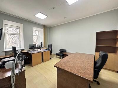 Сдам долгосрочно офисное помещение Киев, Шевченковский, Костельная ул., 10