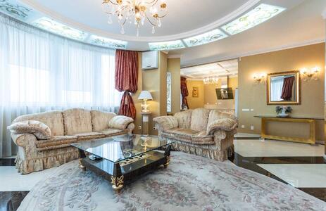 Продам 4-к квартиру Київ, Оболонський, Маршала Тимошенка вул., 21