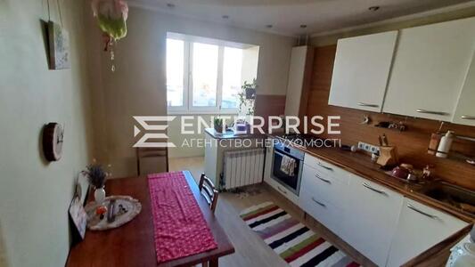 БЕЗ% Продаж трикімнатна квартира, вул Ревуцького, метро Харківська